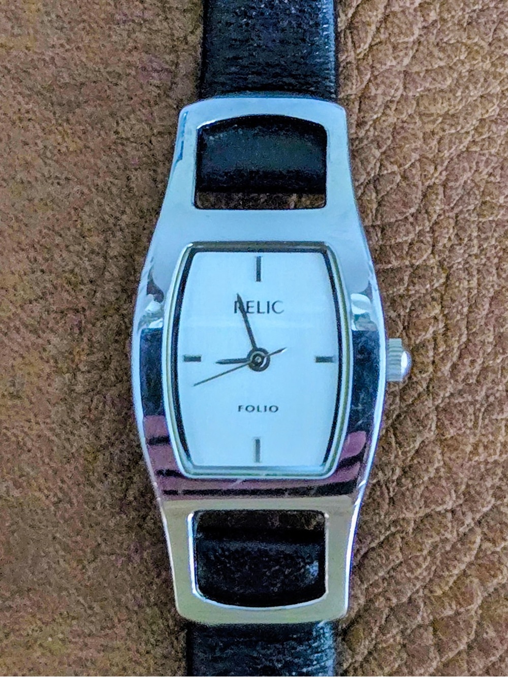 Relic Silver tone Classic‎ Black Leather Strap Watch